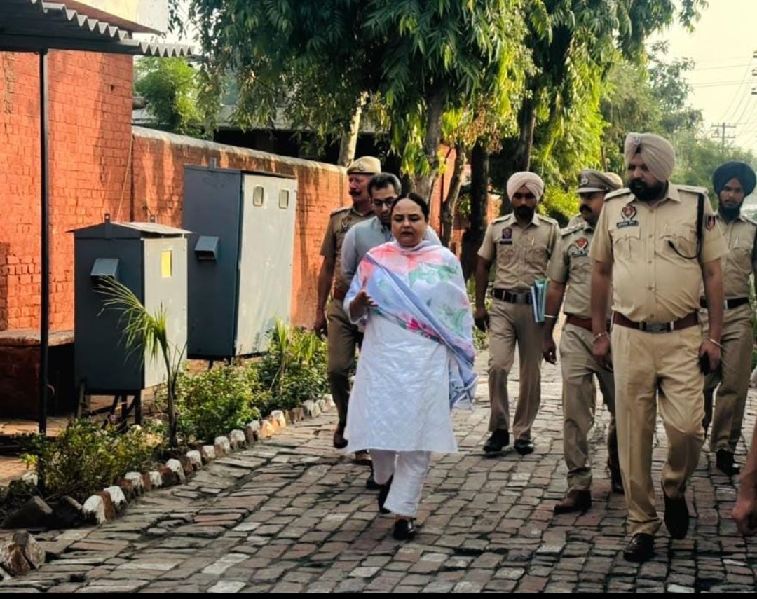 लुधियाना की तीन जेलों में जिला एवं सत्र न्यायाधीश का औचक निरीक्षण, कैदियों की समस्याएं सुनीं