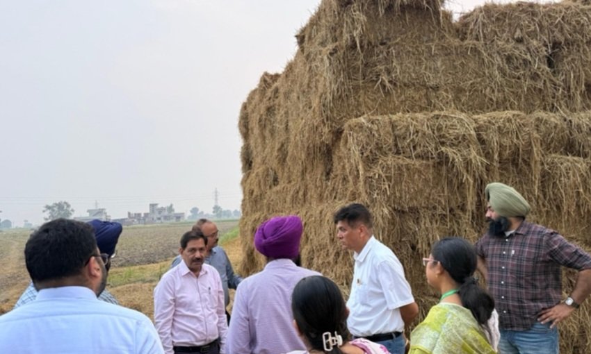 पराली प्रबंधन के लिए बेलर मशीनों और कंट्रोल रूम की व्यवस्था, किसानों को मिलेगी मदद