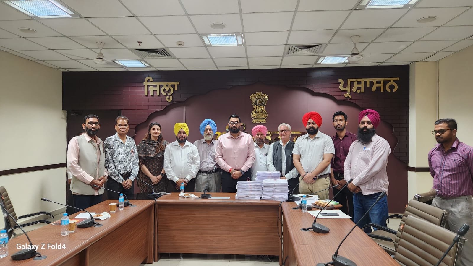 अंतिम वोटर लिस्ट जारी, SIR के बाद जिले में 18.27 लाख मतदाता दर्ज