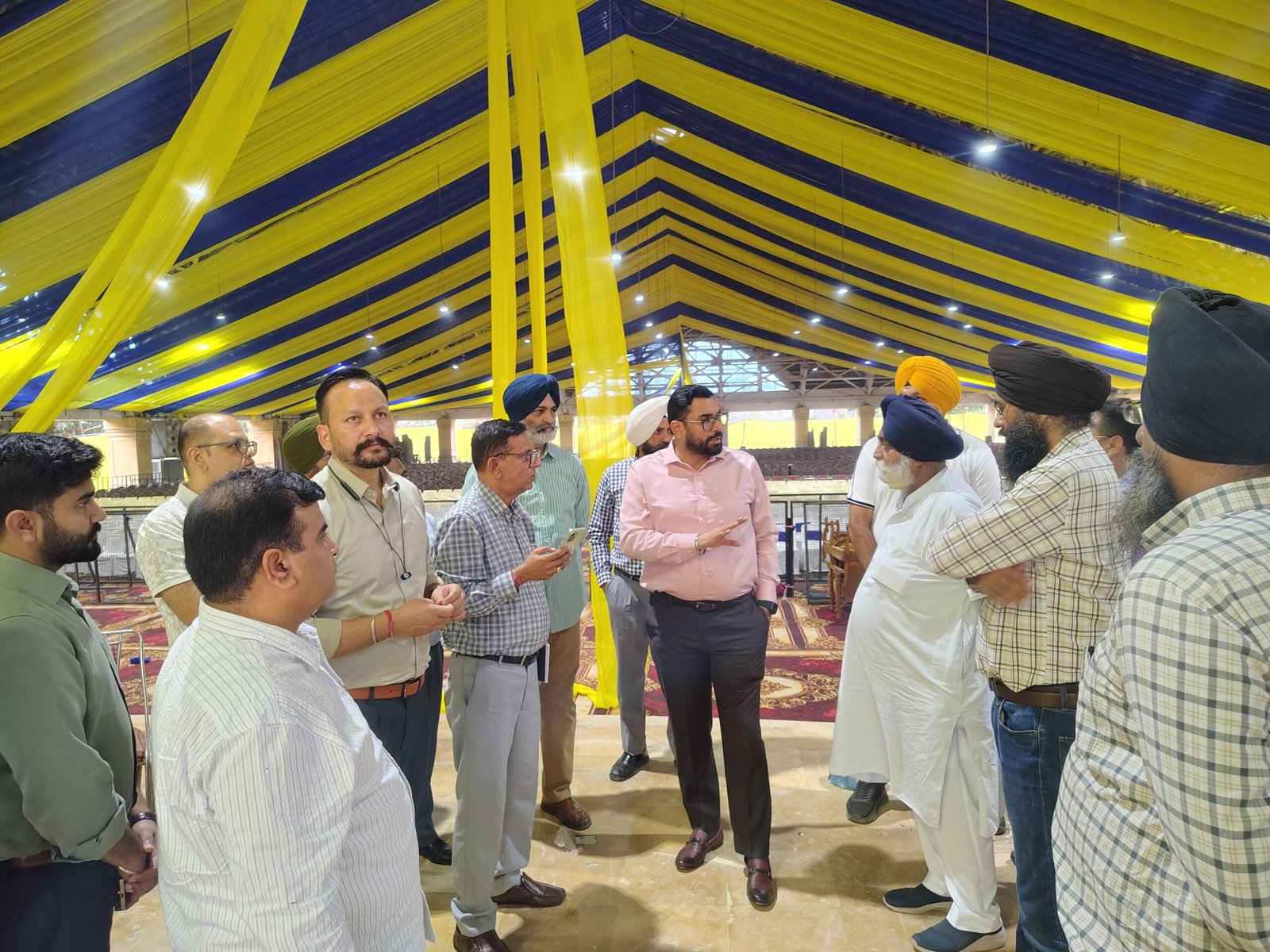 रामतीर्थ में जुटेंगे देश-विदेश के श्रद्धालु, डीसी ने अधिकारियों को दिए पुख्ता प्रबंधों के निर्देश