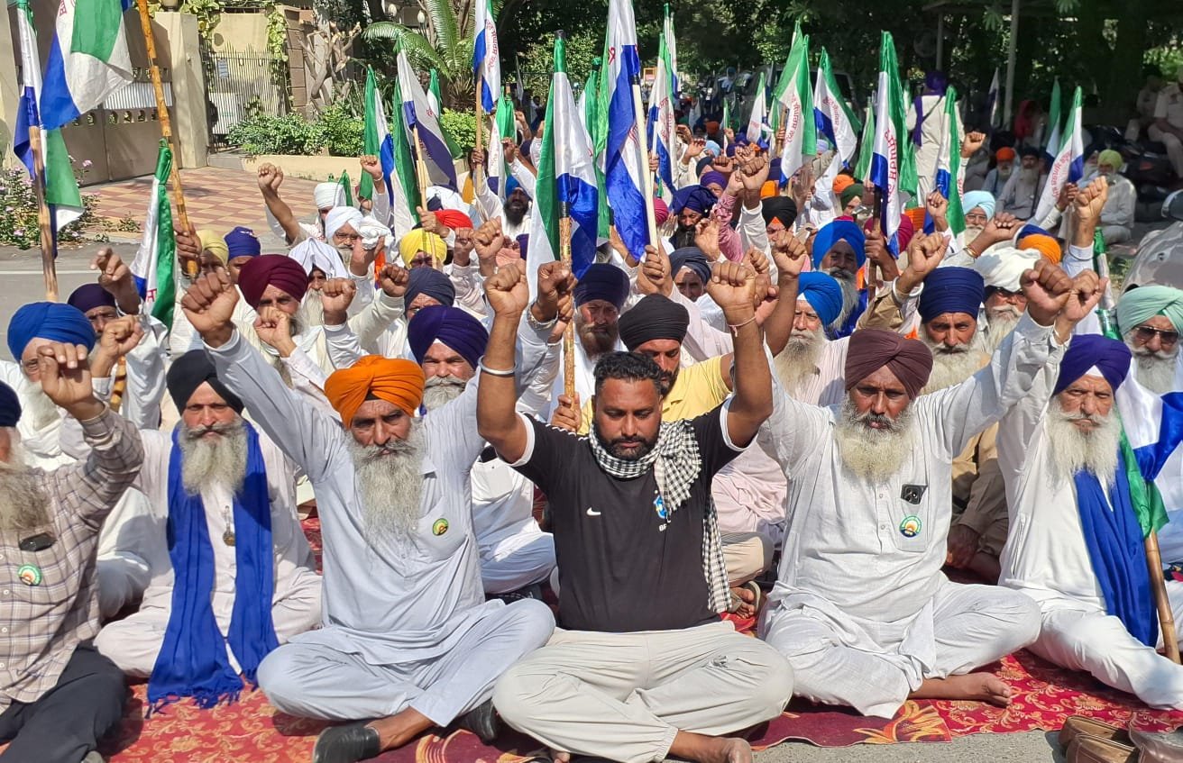 पंजाब में AAP नेताओं के घरों पर ‘लानती पत्र’, नशे के खिलाफ आर-पार की लड़ाई
