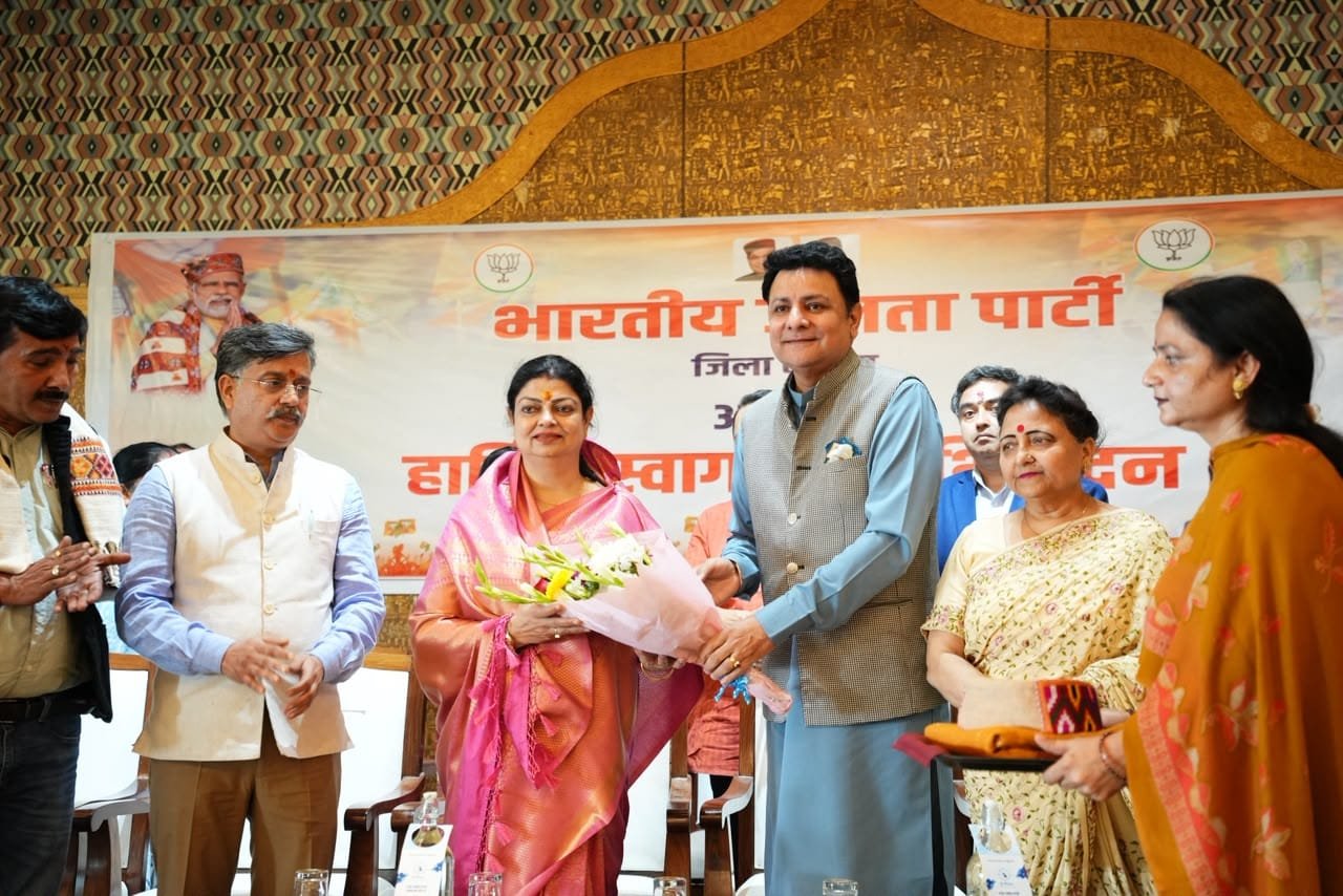 खड़गे की टिप्पणी पर भड़के सुधीर शर्मा, बोले—मोदी से माफी मांगे कांग्रेस अध्यक्ष