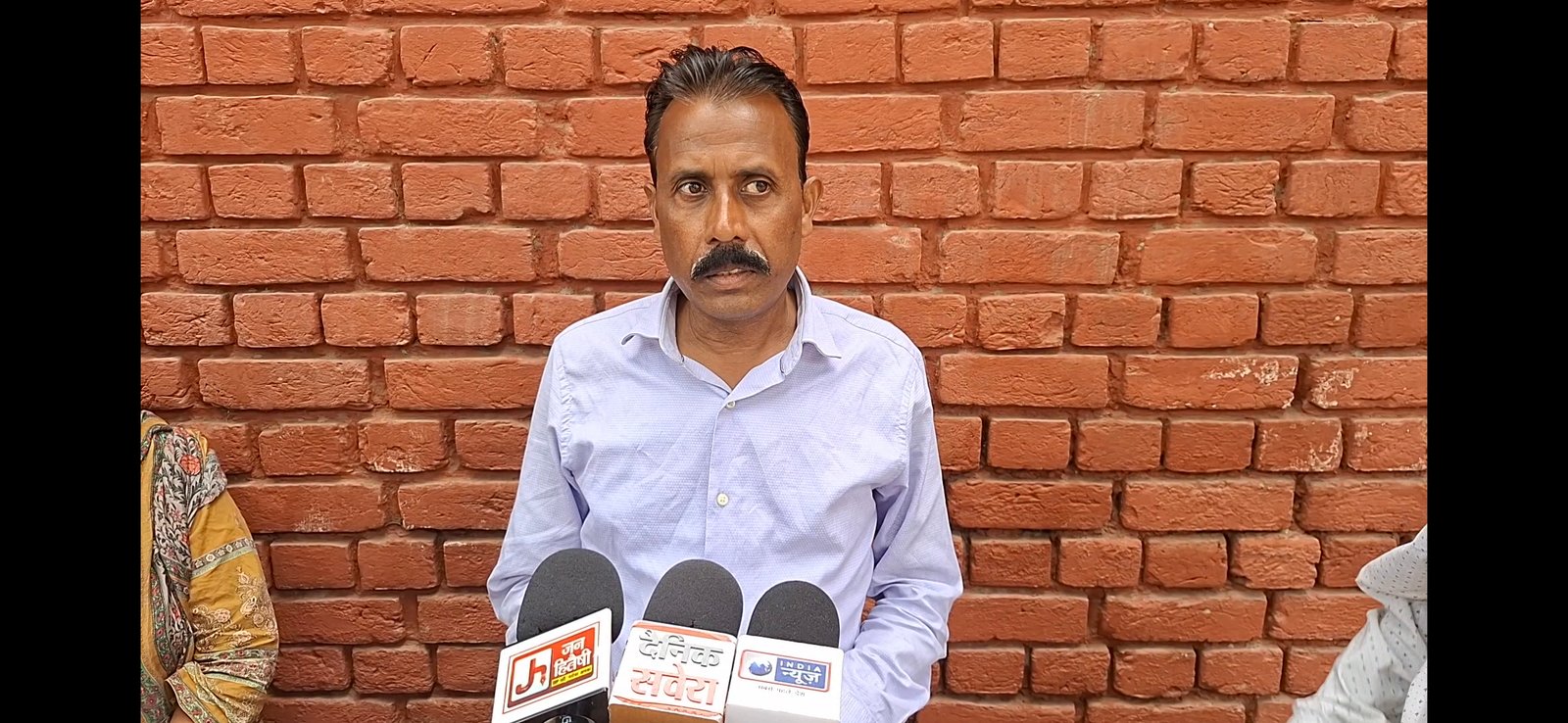 इंसाफ के लिए भटक रहा परिवार, पुलिस कार्रवाई पर उठाए सवाल