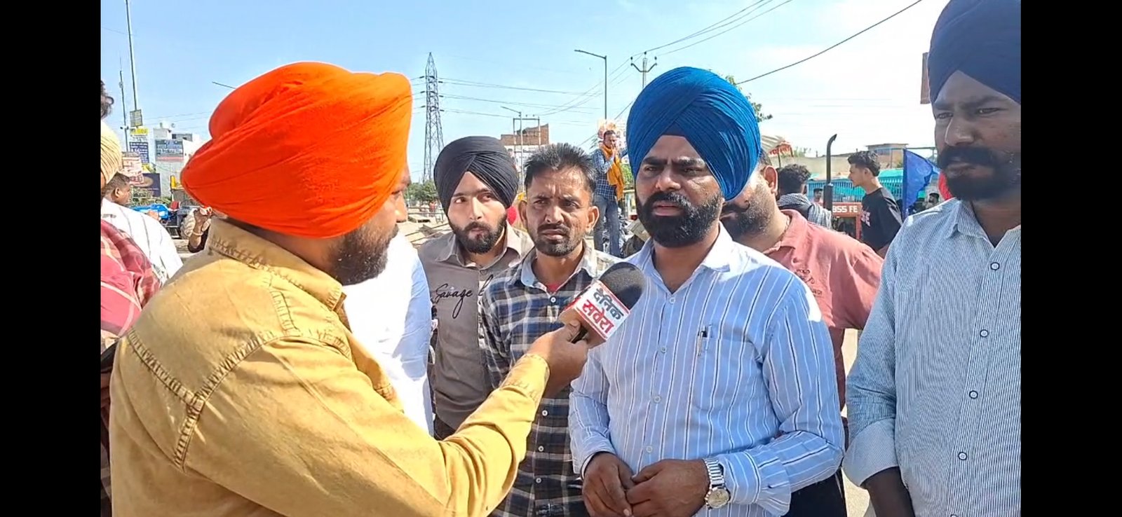 नशे के खिलाफ फूटा गुस्सा, जैन मंदिर चौक पर प्रदर्शन