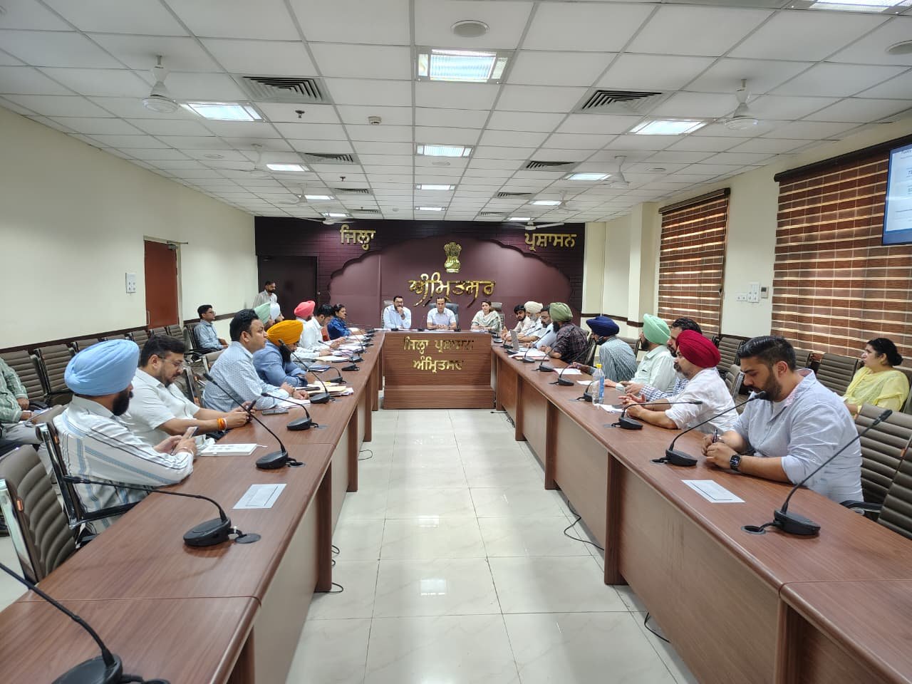 धान की 99.31% खरीद पूरी, पराली प्रबंधन पर जागरूकता बढ़ाने के निर्देश