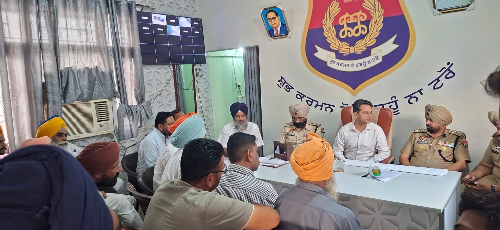 नशे के खिलाफ गांवों में जागरूकता अभियान, तस्करी की सूचना देने की अपील