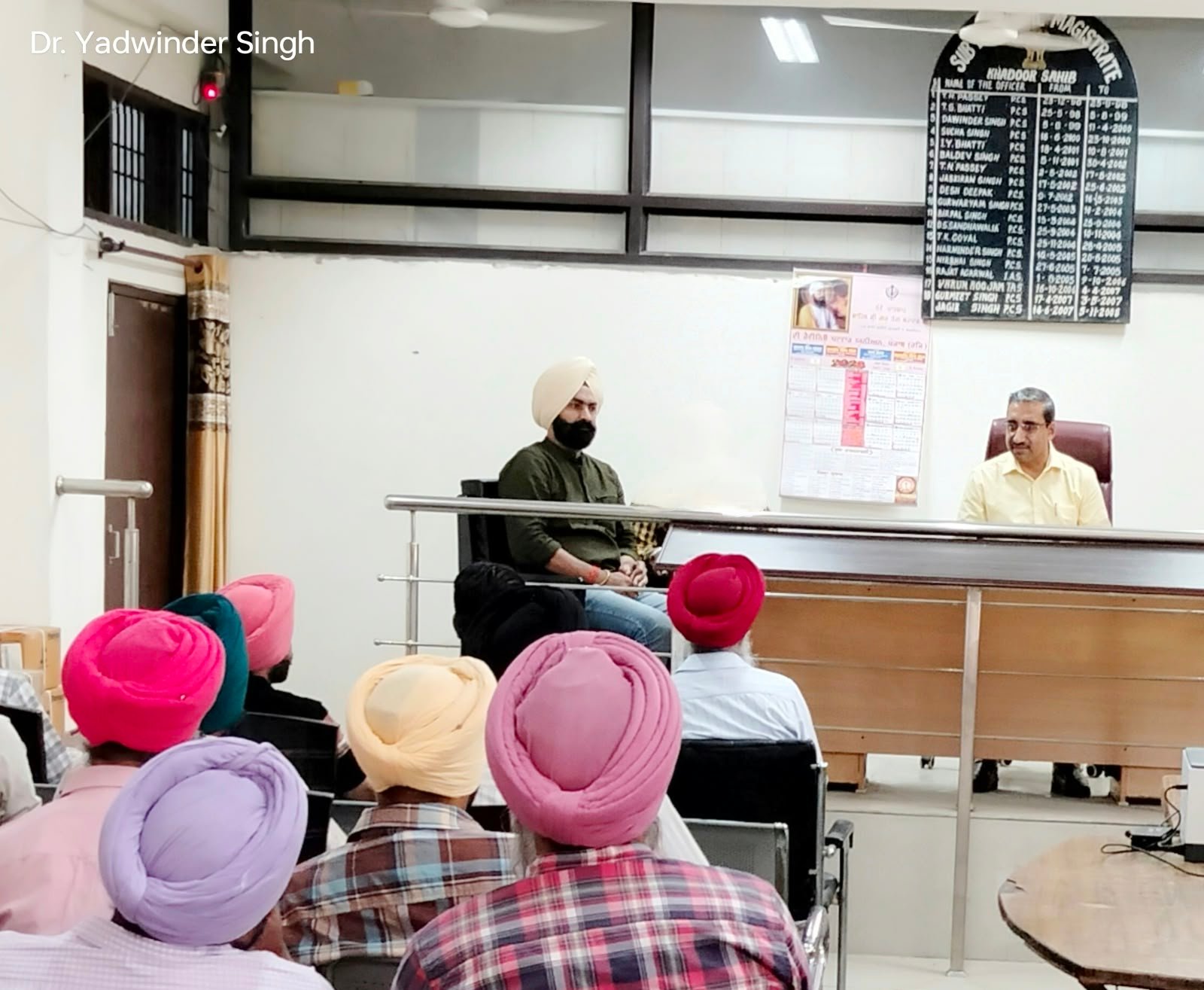 चार गांवों में कार्रवाई, किसानों से पराली न जलाने की अपील
