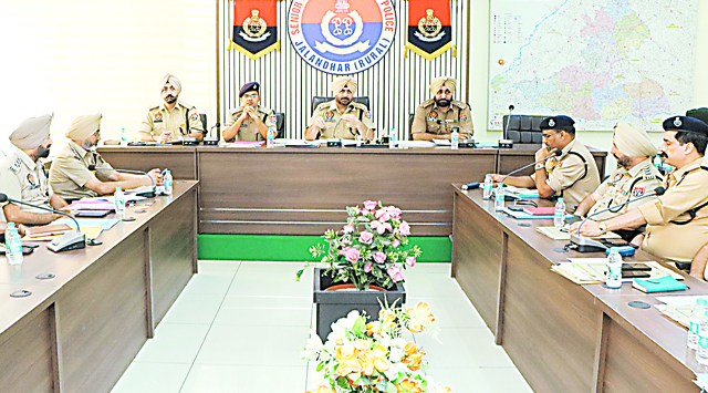 अपराध और नशा तस्करी पर कसेगा शिकंजा; SSP ने अधिकारियों को दिए सख्त निर्देश