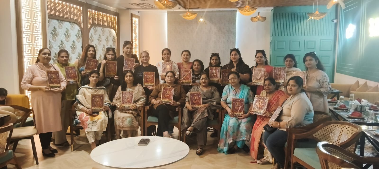 दशहरा महोत्सव के निमंत्रण कार्ड का विमोचन, 16 को निकलेगी श्रीराम बारात