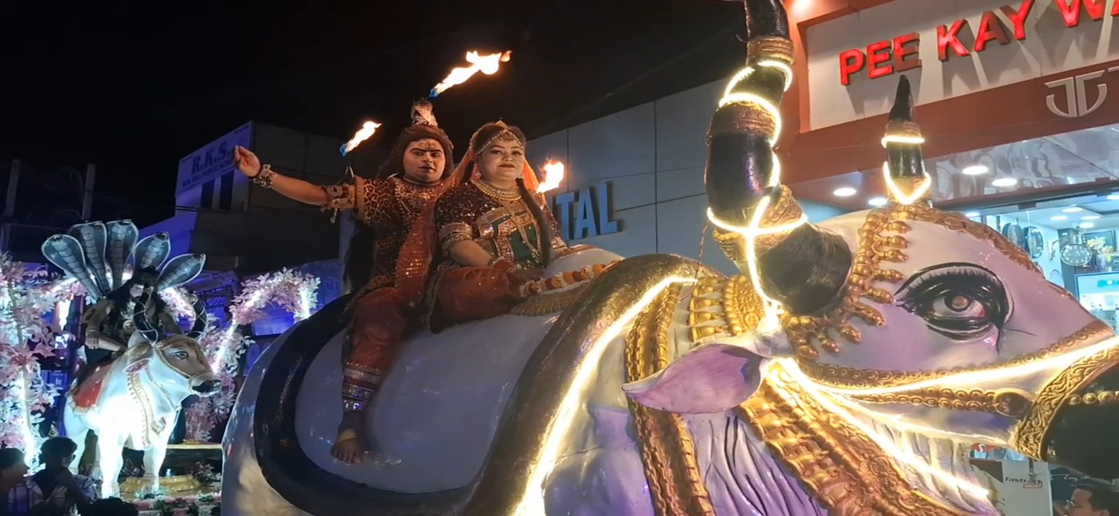 भगवान श्रीराम की बारात से राममय हुई मोगा नगरी, जगह-जगह हुई फूलों की वर्षा
