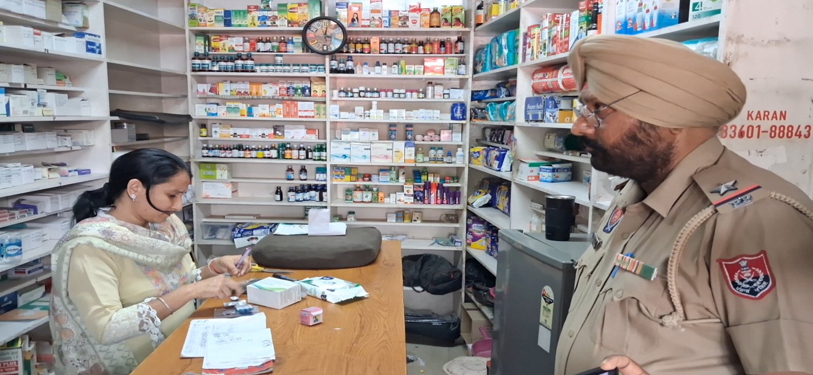 परविंदर झोटा हत्याकांड के बाद मेडिकल स्टोरों पर प्रशासन की सख्ती, गुरु नानक मेडिकल स्टोर सील