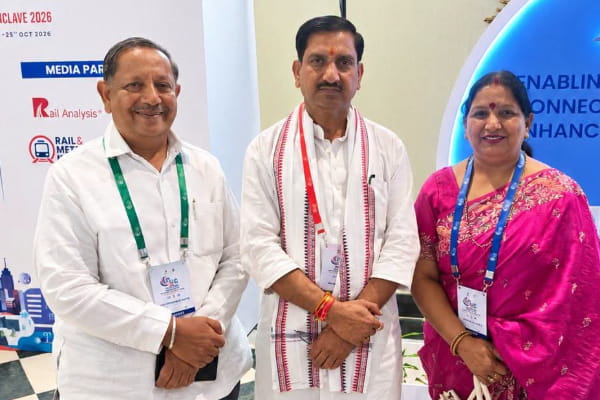 शहरों के विकास को मिलेगी नई दिशा, महापौर ने केंद्रीय मंत्री से की चर्चा