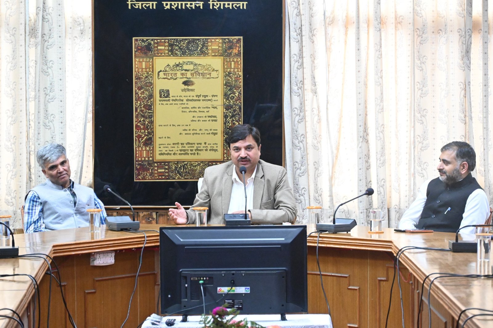 शिमला जिला में प्रवासी श्रमिकों के रोजगार एवं स्वरोजगार से पूर्व सत्यापन अनिवार्य