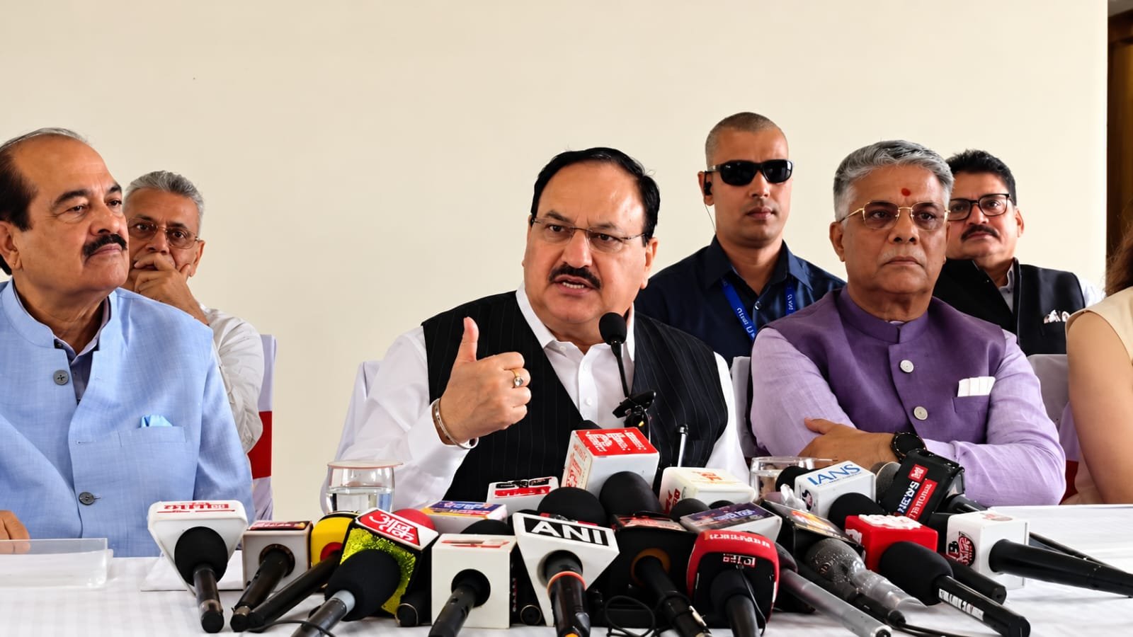 जेपी नड्डा ने की हिमाचल की विकास परियोजनाओं की समीक्षा, ₹55,103 करोड़ की राजमार्ग परियोजनाओं पर जोर