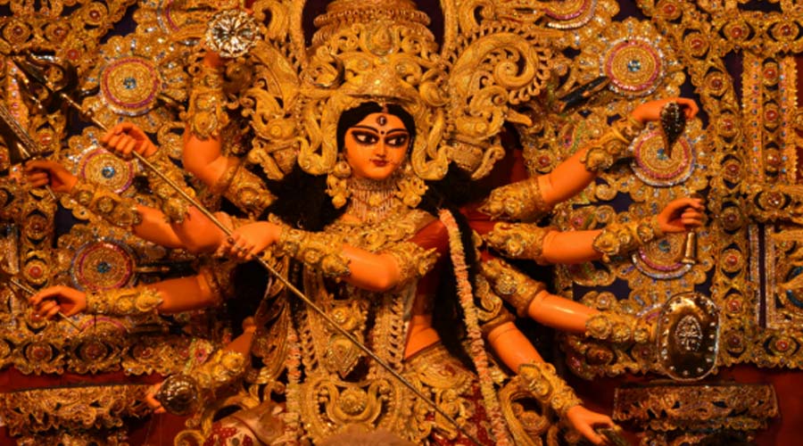 नवरात्रि की अष्टमी पर मां महागौरी को लगाएं इन चीजों का भोग, जानें क्या है धार्मिक मान्यता
