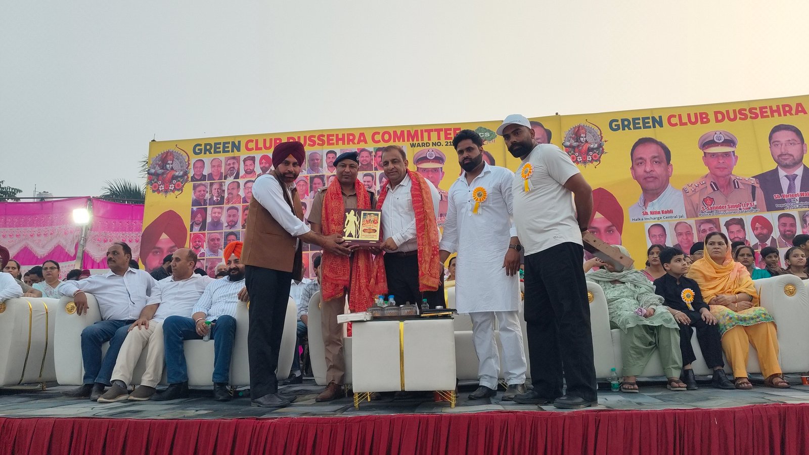 जालंधर के गुरु नानकपुरा में धूमधाम से मनाया गया दशहरा का त्योहार