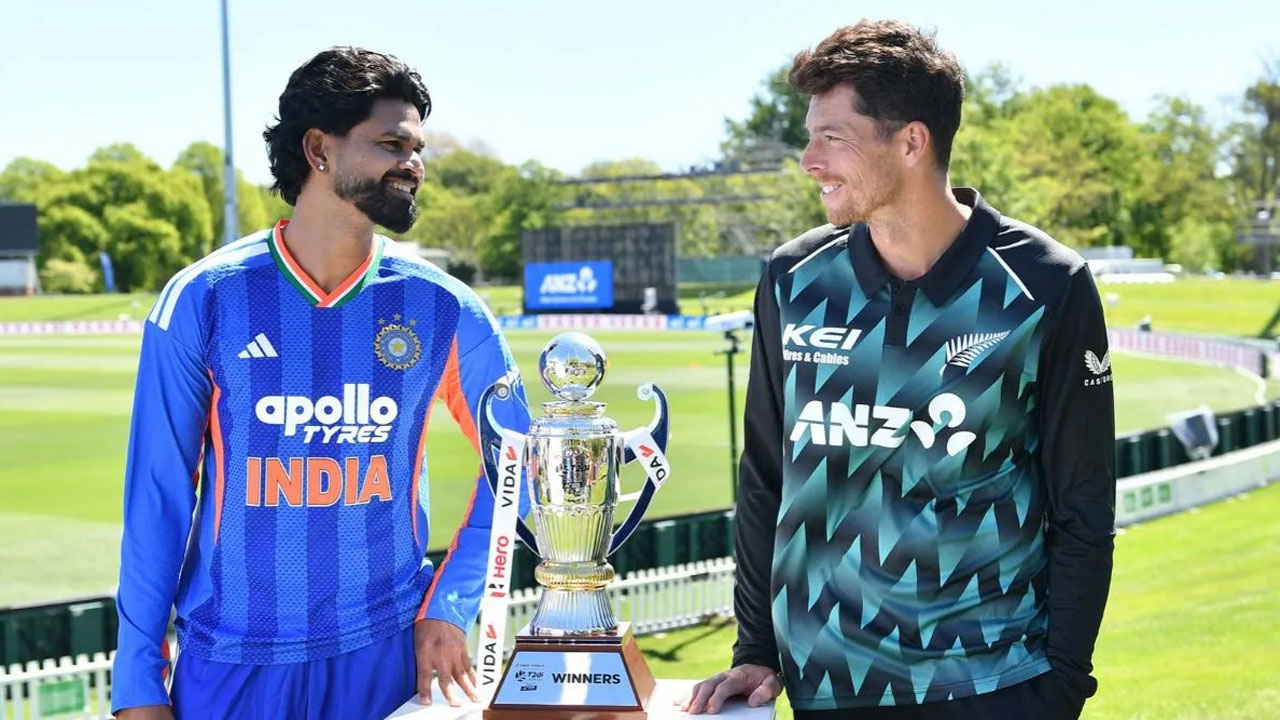 IND vs NZ 4th T20I : टीम इंडिया ने टॉस जीता, पहले गेंदबाजी का किया फैसला, देखें  प्लेइंग 11