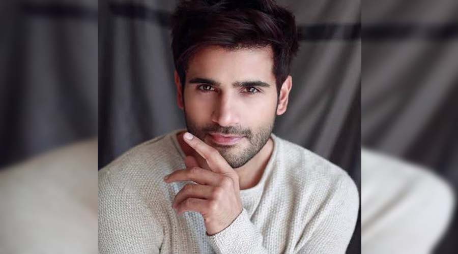 स्कॉटलैंड में करण टैकर ने शुरू की नए प्रोजेक्ट की शूटिंग, BTS तस्वीर ने बढ़ाई फैंस की एक्साइटमेंट