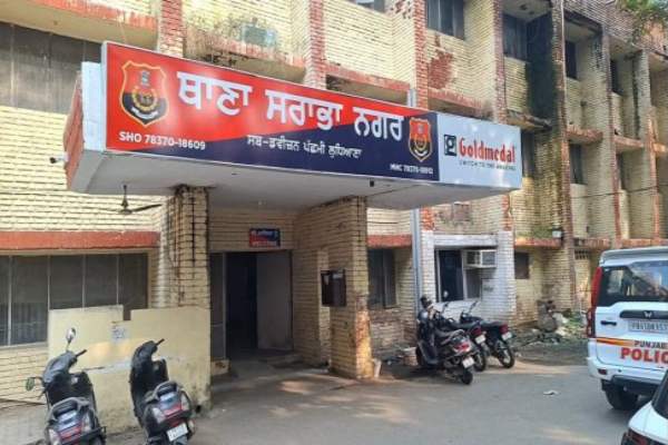 लुधियानाः बीआरएस नगर में महिला से 2 तोले की सोने की चेन छीनकर फरार