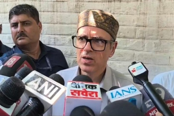 उमर ने रोहिंग्याओं के खिलाफ अचानक कार्रवाई पर उठाया सवाल, कहा- बिना किसी वजह के निशाना बनाया गया
