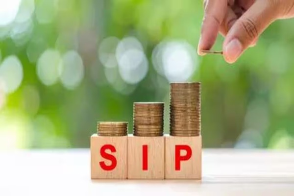 SIP और इक्विटी फंड में बढ़ा निवेश, सितंबर में रिकॉर्ड स्तर पर पहुंचा एसआईपी कलेक्शन