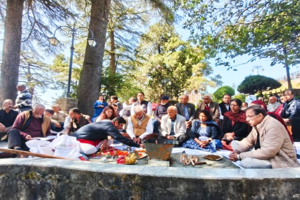एक करोड़ रुपये से संवरेगा मॉल रोड स्थित नगर निगम पार्क, विधायक हरीश जनारथा ने किया भूमि पूजन