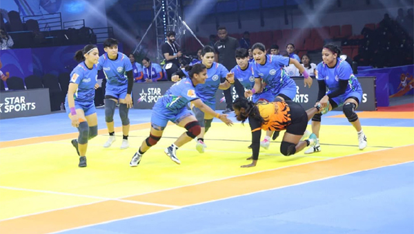 भारत की पुरुष और महिला टीमों ने शानदार जीत के साथ कॉमनवेल्थ कबड्डी चैंपियनशिप की शुरुआत की