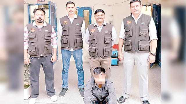 एएनसी पुलिस टीम ने 15 किलो 200 ग्राम गांजे सहित शातिर तस्कर को किया काबू
