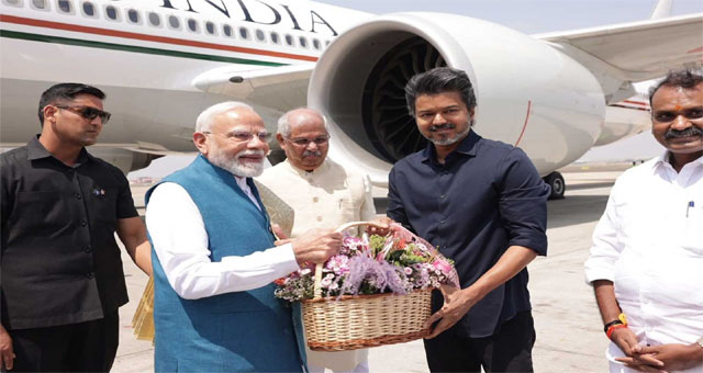 PM मोदी ने चेन्नई में 13,000 करोड़ रुपये से ज़्यादा के प्रोजेक्ट्स किए लॉन्च