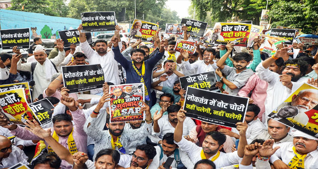 दिल्ली: CEC के विरोध में 15 अक्टूबर को AAP नेता एक दिन की भूख हड़ताल करेंगे