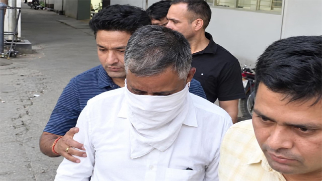 करनाल तहसील में ₹20 हजार की रिश्वत लेते नगर निगम कर्मचारी गिरफ्तार