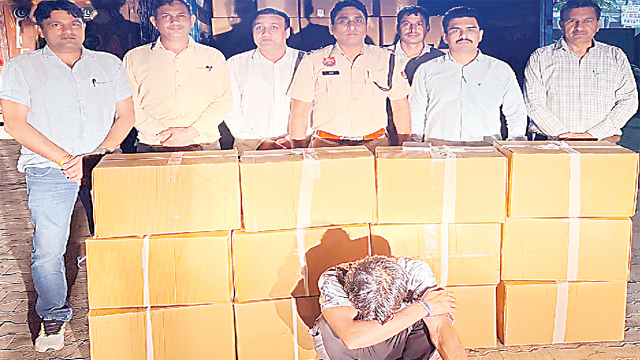 कैथल में पुलिस ने 766 किलो अवैध पटाखे किए बरामद