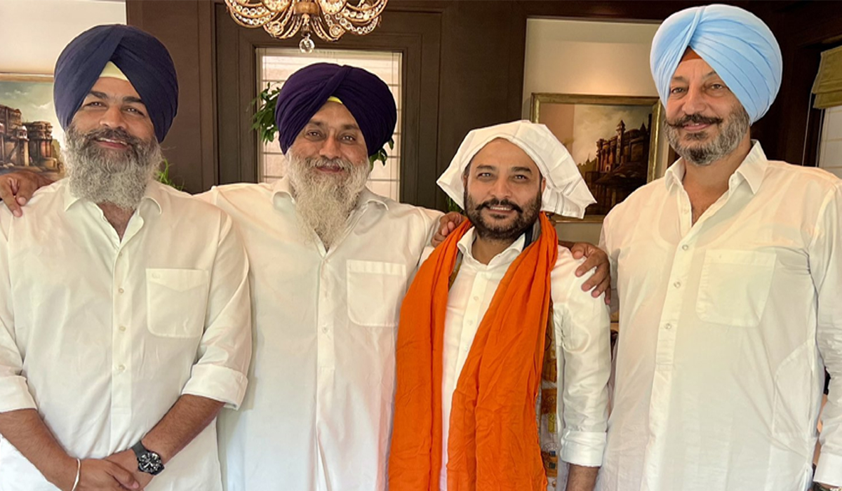 पंजाब की सियासत में बड़ा फेरबदल: अकाली दल में शामिल हुए कांग्रेस के पूर्व विधायक रमिंदर आवला