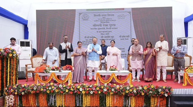 दिल्ली से खत्म होंगे कूड़े के पहाड़, तीन स्थानों पर नए संयंत्रों का शिलान्यास : CM Rekha Gupta