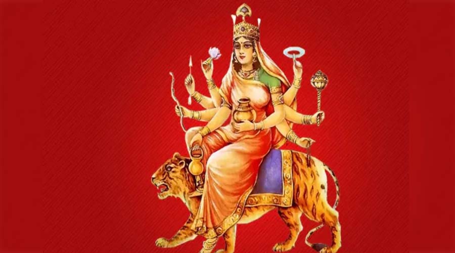 नवरात्रि के चौथे दिन करें मां कूष्मांडा की पूजा, जानें पूजा विधि और महत्व
