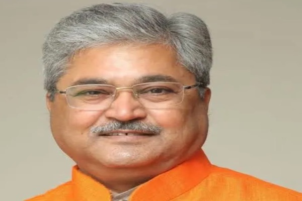 दुष्यंत गौतम के समर्थन में उतरे इंदर इकबाल सिंह अटवाल, कांग्रेस से पूछा- दलितों को कितना प्रतिनिधित्व दिया?