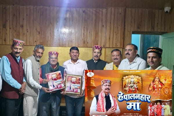 डी.सी. यादव की आवाज में गूंजा मां भगवती का भजन