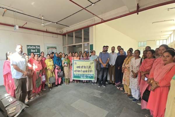 आशा वर्कर्स के ज़रिए घर-घर जाकर पराली मैनेजमेंट का मैसेज पहुंचाया जाएगा: डिप्टी कमिश्नर