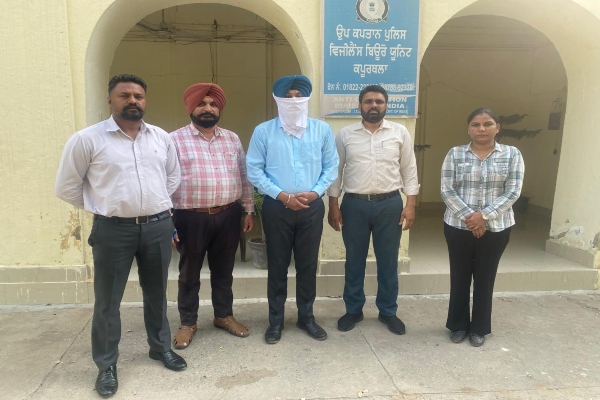 जालंधर: 30 हजार रुपए रिश्वत लेते इंजीनियर गिरफ्तार