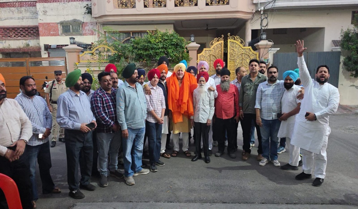 वार्ड नंबर 30 में सरदार जसबीर सिंह डिम्पा ने की जनसभाएं, लोगों ने दिया चुनाव में भारी समर्थन का भरोसा
