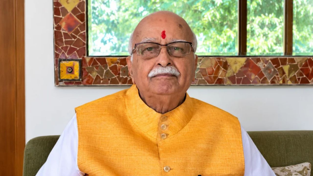 भाजपा के वरिष्ठ नेता लालकृष्ण आडवाणी को अस्पताल से मिली छुट्टी
