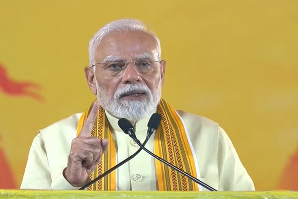 ‘देश के तीन दुश्मनों से मिलकर लड़ना होगा’, दशहरे पर पीएम मोदी का संदेश