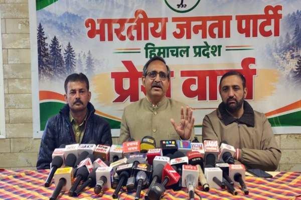 पीडीएनए के पैसे से कांग्रेस समर्थित ठेकेदार मना रहे दिवाली, भ्रष्टाचार के गंभीर आरोप : रणधीर शर्मा