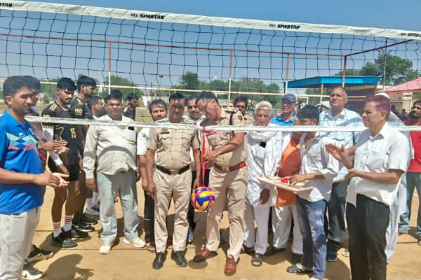 वॉलीबॉल के जरिए नशे के खिलाफ जागरूकता