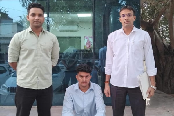 ऑनलाइन टास्क के नाम पर 7.15 लाख ठगे, दूसरा आरोपी गिरफ्तार